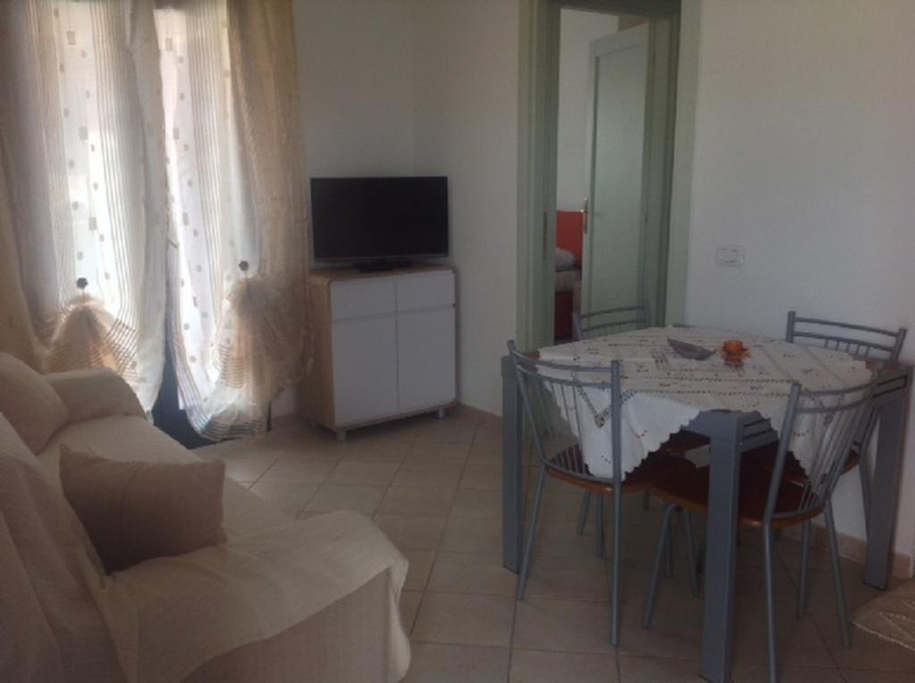 Appartamenti Isola Rossa Valledoria  Phòng bức ảnh
